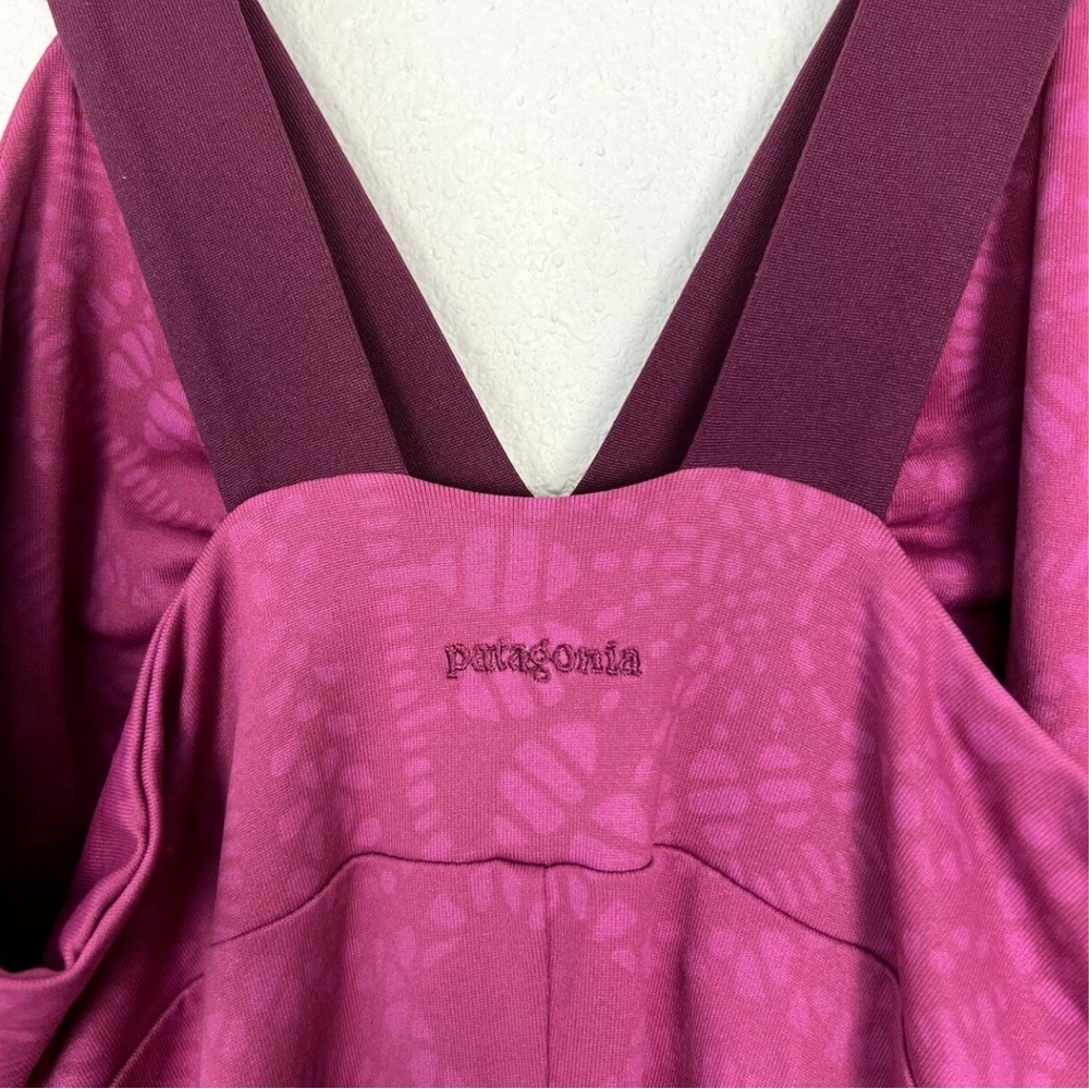Patagonia Women’s Medium Corrine Mosaic Currant Athletic Dress - Picture 3 of 8